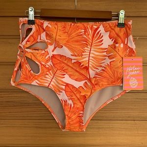 NWT Kortni Jeane sz L Bottoms